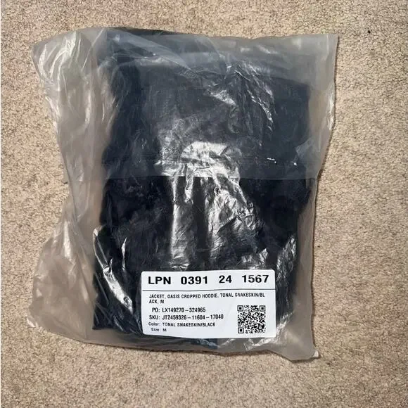 New Fabletics Oasis Cropped Hoodie Tonal Snakeskin Women's size M - Picture 4 of 8